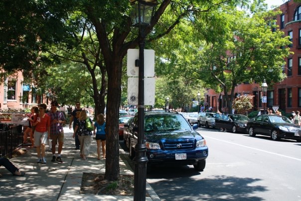 Popular Newbury Street, Cafe, Shops